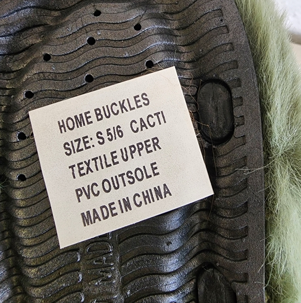 Two Fly Co. NWT Buckle Up Slippers ~ Cacti Green Faux Fur Slippers Western - Picture 8 of 9